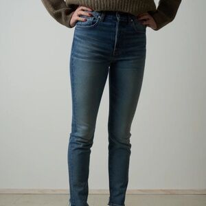 NWT! CQY ICON VICE Vintage Slim Jeans • 26